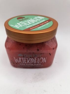 Tree Hut Watermelon Shea Sugar Body Scrub Helps Hydrate + Glow 18 Oz READ